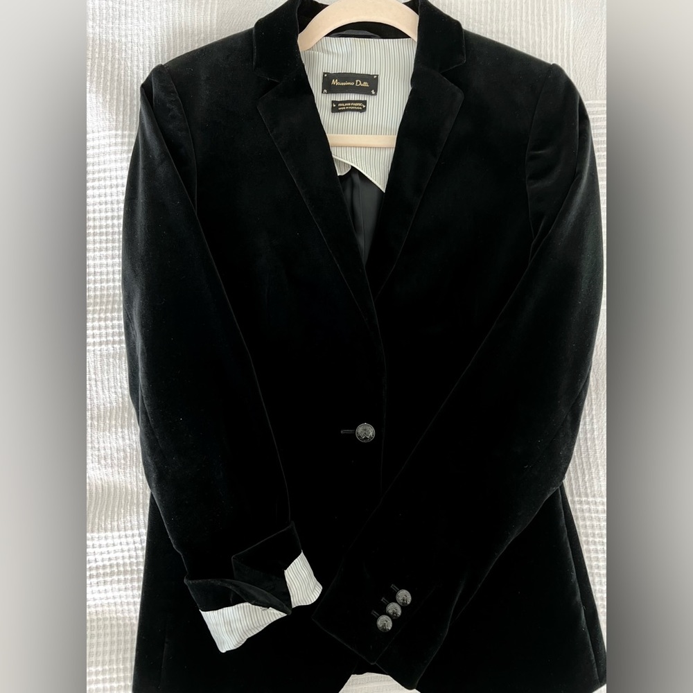 Black Velvet Jacket. Size S (4 US)